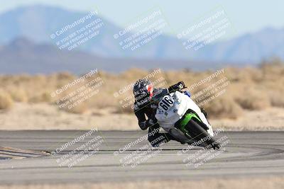 media/Dec-07-2025-CVMA (Sun) [[3e7d2de5dc]]/Race 9-Formula UL Shootout/